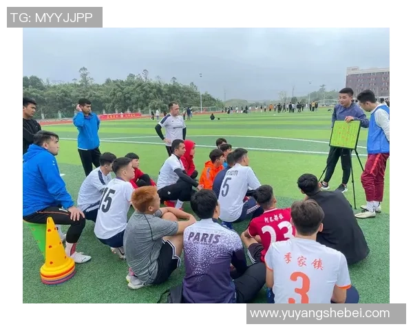 深圳足球队与重庆足球队耐力对决赛后分析与总结 深圳足球队与重庆足球队耐力对决赛后分析与总结